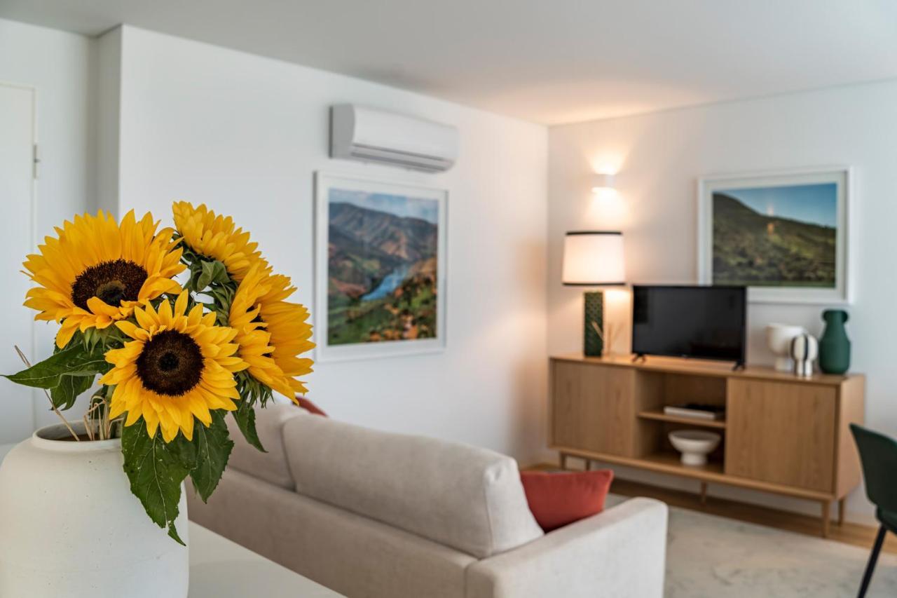 Bonfim Living - Great Location, Al Fresco Dining And Free Private Parking Appartement Porto Buitenkant foto